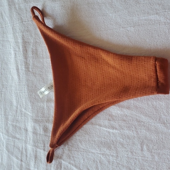 3/$20 Or $10 Zaful Copper Sz. 4 Bikini Bottom - Picture 2 of 6
